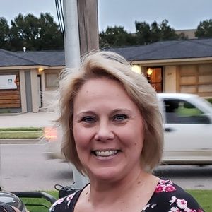 Meet your Posher, Brenda